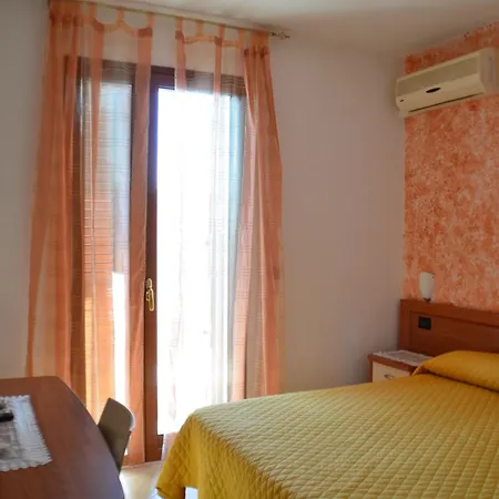Bed and breakfast Marina 4*