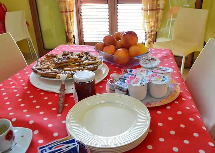 Marina Oda ve Kahvaltı 3*