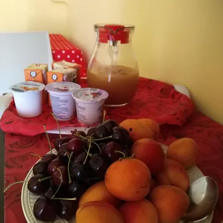 Marina Bed & Breakfast 3*