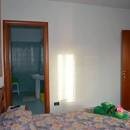 فندق مبيت وإفطار Marina Castro (Lecce)
