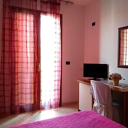 Marina فندق مبيت وإفطار